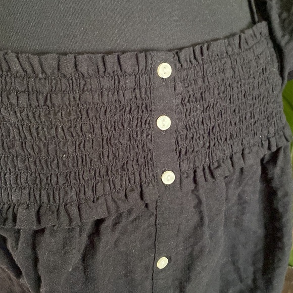 Old Navy Baby Doll Top with cap sleeves - Picture 4 of 7